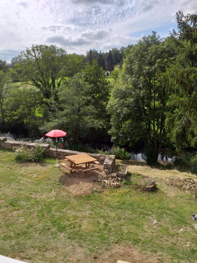 Gite Moulin De Ludieras Busserolles Buitenkant foto