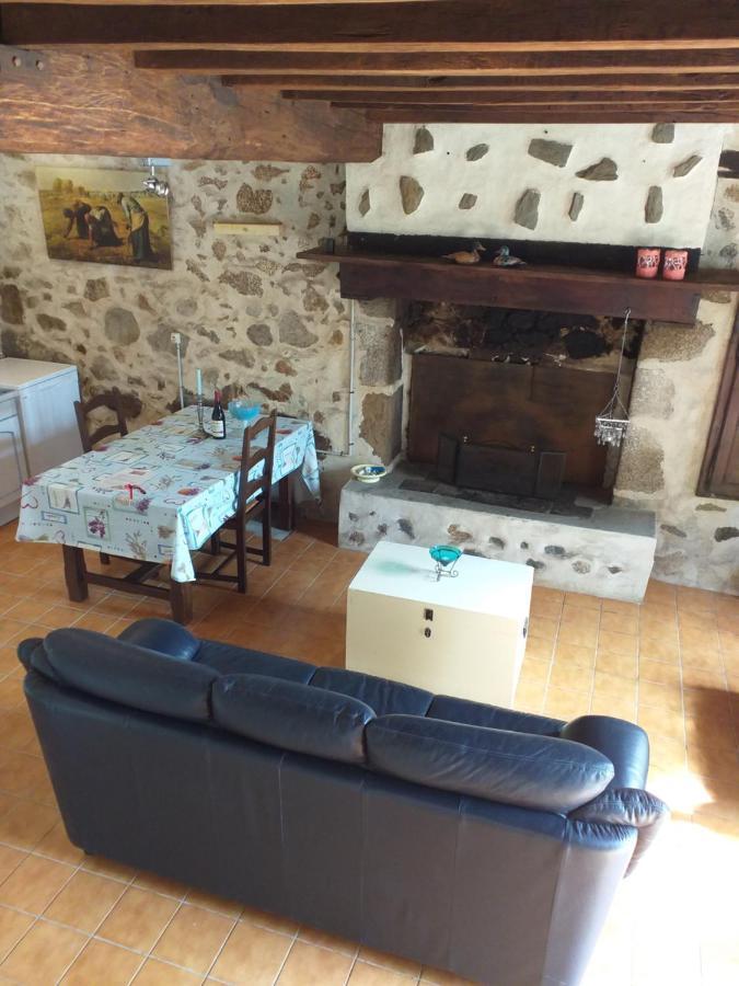 Gite Moulin De Ludieras Busserolles Buitenkant foto